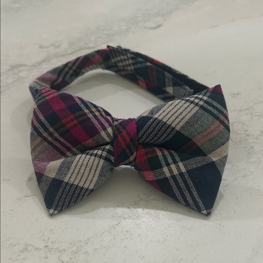 Classic Plaid Kids Bow Tie in Navy and Burgundy